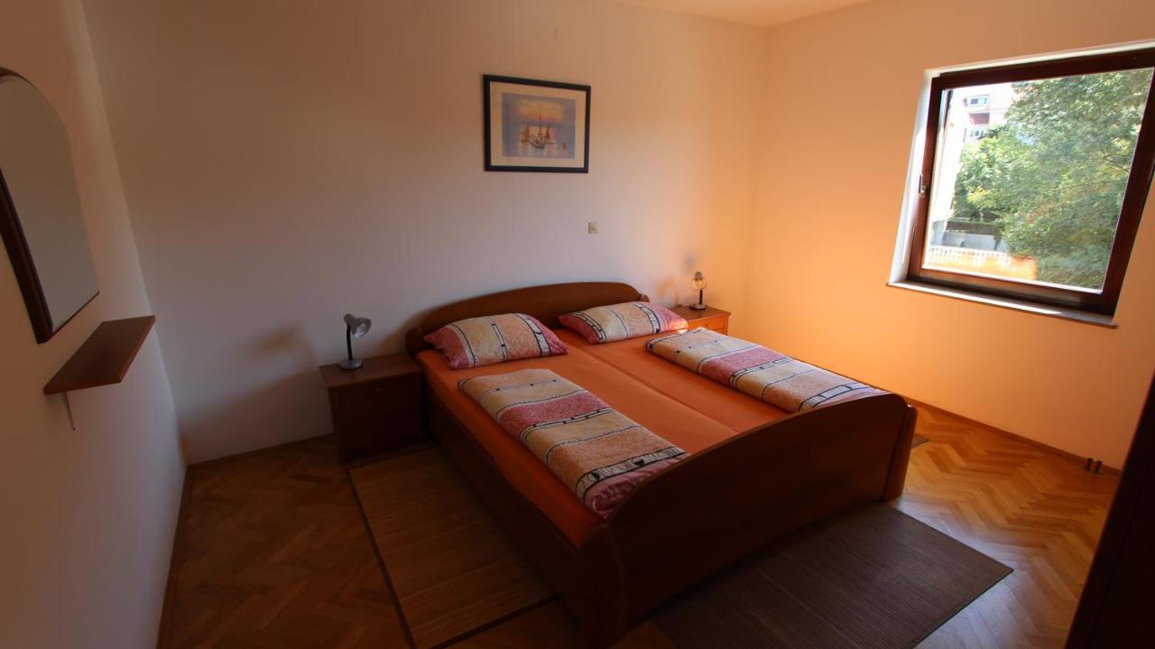 Apartmani Totic Malinska Exterior photo